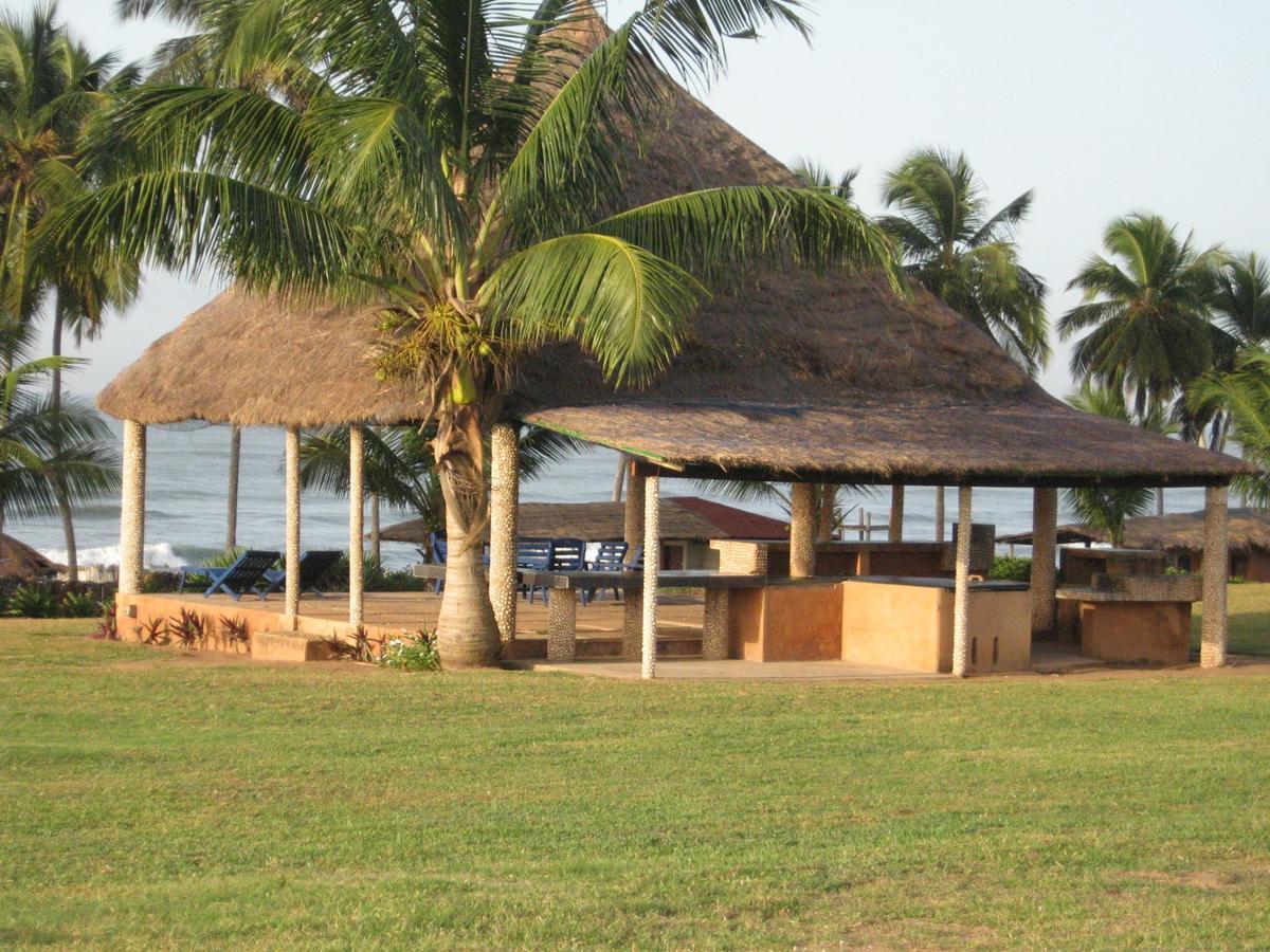 Sankofa Beach House Hotel Kokrobite Kültér fotó