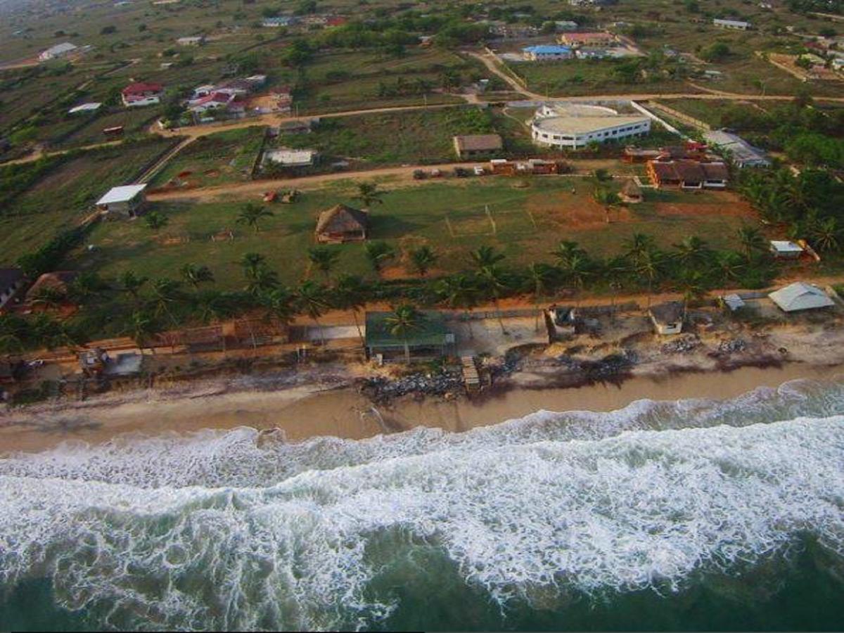 Sankofa Beach House Hotel Kokrobite Kültér fotó